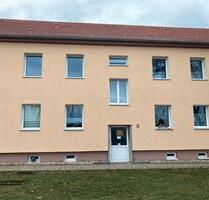 Schöne 3-Raum-Wohnung in ruhiger Lage mit Wohnberechtigungsschein zu vermieten! - Roßleben-Wiehe
