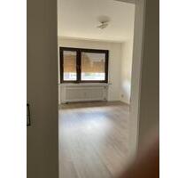 Renovierte 1 Raum-Wohnung - 320,00 EUR Kaltmiete, in Wuppertal (PLZ: 42369) Gemarkung Ronsdorf