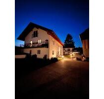 Neubau 4,5 Zimmer Wohnung mit Garten, Pavillion und TG - Brunnthal