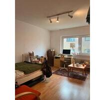 Zimmer in 4er-WG zu vermieten! - 400,00 EUR Kaltmiete, ca.  17,00 m² in Gießen (PLZ: 35396) Wieseck