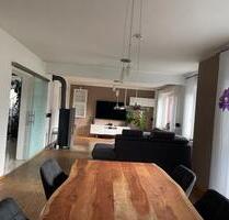 Wohnung, ca 150qm , 3 Schlafz. , Balkon, Gartennutzung mit Ter. - Rüthen