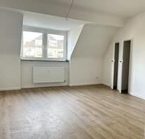 Erstbezug nach Sanierung. Sehr schöne 2-Zimmer-Whg. im 4. OG in D-Pempelfort. - Düsseldorf