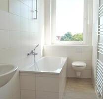Geräumige 3-Raum-Wohnung mit Wanne - Bitterfeld-Wolfen