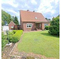 Gepflegtes EFH mit gr. Grdstk, Garage, Nebengeb. in ruhiger Lage - Großheide