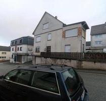 Stark Renovierungsbedürftige Haus - Weilmünster