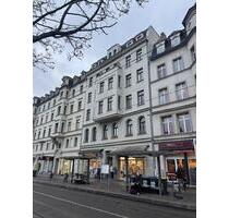 Charmante 3-Zimmerwohnung mit Einbauküche direkt am Markt von Halle - Halle (Saale)