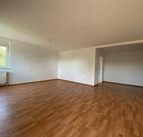 3 Zi. Wohnung mit Terrasse, Gäste-WC, Fahrstuhl u. PKW-Stellplatz - Kyritz