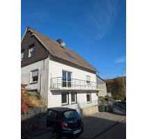 Schöne 3 - Zimmer Obergeschosswohnung in ruhiger Lage von Gummersbach