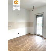 Lichtdurchflutete 4-Raumwohnung im Dachgeschoss direkt an der Elbe wartet auf Sie! - Dresden Neustadt