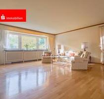 Viel Raum für Stil und Struktur – Wohnung mit Dachterrasse in Neu-Isenburg