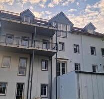Erstbezug nach Kernsanierung – 5-Raum-Dachgeschosswohnung mit Burgblick in Meißen