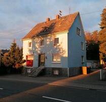 Freistehendes Mehrfamilienhaus in 56271 Mündersbach - Kleinmaischeid