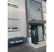 Erstbezug nach Sanierung: Schöne 3-Zimmer-Wohnung in Mühlheim - Mühlheim am Main
