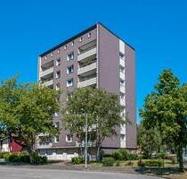 2 Zimmer, Laminat, neues Badezimmer und Balkon, was will man mehr! - Duisburg Duisburg-Mitte