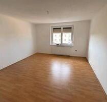 frisch renovierte 3-Raum-Wohnung inkl. Einbauküche nahe Leipzig - Grimma