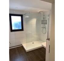 Sehr schöne Top sanierte 2-Zimmer -Wohnung mit Balkon+Stelplatz - Braunschweig Broitzem