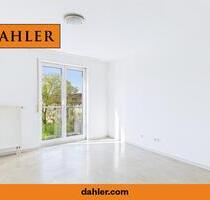SICHER WOHNEN, SCHÖN LEBEN: 1-ZIMMER-WOHNUNG NUR FÜR SENIOREN EIN NEUES KAPITEL - Erlangen Am Anger