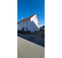 Charmante Doppelhaushälfte in Reisbach zu verkaufen