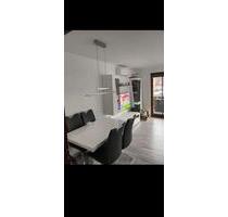 2 Zimmer Wohnung im 1 OG mit Balkon,Küche,Stellplatz, Hobbyraum - Remseck am Neckar