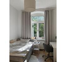 Ruhiges Frauen-WG Zimmer in Wiesbaden Mitte