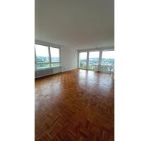 Lichtdurchflutete 3-Zi-Wohnung Panoramablick Wetzlar barrierefrei