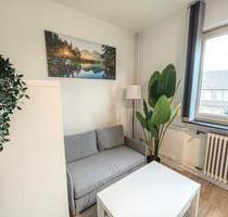 Möblierte, renovierte 1-Zimmer-Wohnung mit Südbalkon in Mannheimer Bestlage