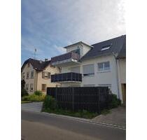 Helle moderne Dachgeschosswohnung Singen-Friedingen - Singen (Hohentwiel)