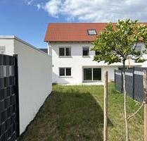 Doppelhaushälfte im Herzen von Löchgau