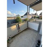 Erstbezug nach Renovierung ** 1 Zimmer mit Balkon in verkehrsgünstiger Lage ** Voll möbliert inkl. TG - Weiden in der Oberpfalz