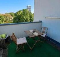 Helle 1,5 Zi-DG-Whng mit Terrasse n. Tempelhofer Feld, v. Privat - Berlin Tempelhof-Schöneberg