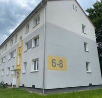 Ihre Wohlfühloase: Schöne 2,5 Raum Erdgeschoßwohnung mit Balkon wartet auf Sie! - Essen Stadtbezirk VI