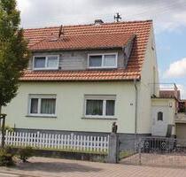 Doppelhaushälfte mit 4 Zi, Terrasse, Keller und Garage - Langenlonsheim