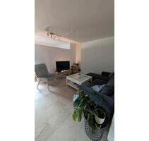 Helle, ruhige 2-Zimmer-Wohnung in Grafschaft-Karweiler