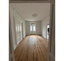 WG-Zimmer in kernsanierter Altbauwohnung in Bockenheim - München Aubing-Lochhausen-Langwied