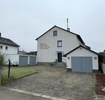 Mehrfamilienhaus in Bellenberg - 580.000,00 EUR Kaufpreis, ca.  209,00 m² in Bellenberg (PLZ: 89287)