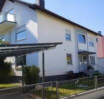 Helle Wohnung mit Klima, Carport & Seenähe - frisch renoviert! - Karlstein am Main