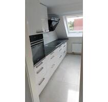 3,5 Zi. DG Wohnung; Teilort 2 km von Backnang, neu renoviert.