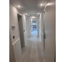 Moderne 2 Zimmer Wohnung - 750,00 EUR Kaltmiete, ca.  65,00 m² in Detmold (PLZ: 32760) Hiddesen