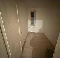 3-Zimmer-Wohnung zu vermieten - 350,00 EUR Kaltmiete, ca.  66,00 m² in Eschershausen (PLZ: 37632)