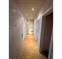 Saubere Erdgeschosswohnung 3 Zimmerwohnung - Albrechtstr - Bielefeld