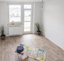 Bezugsfertige Familienwohnung mit Balkon - Chemnitz Bernsdorf