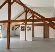 Attraktive Wohnung mit Atelier in Markt Rettenbach
