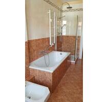 Altersgerechte 3-Raum-Wohnung mit EBK im Erdgeschoss - Leuna