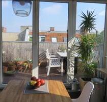 4 Zimmer Dachgeschosswohung mit Balkon und Terrasse - Berlin Mitte
