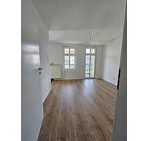 Hell, Balkon, Einbauküche, Erstbezug nach Renovierung - Leipzig Südost