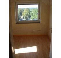 65 qm DG-Wohnung mit Balkon - 612,00&nbsp;EUR Kaltmiete, ca.&nbsp; 65,00&nbsp;m&sup2; in Hattingen (PLZ: 45525)