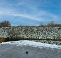 Büsumer Deichhausen: Großzügige 4 Zimmer Wohnung mit Blick auf den Deich in ruhiger Lage