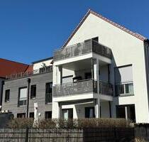Top ausgestattete 2-Zi-Wohnung mit Garten, Tiefgarage und Aufzug - Möhrendorf