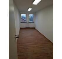 Büro, Atelier, Lager usw - 200,00 EUR Kaltmiete, in Remshalden (PLZ: 73630)