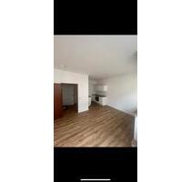 Vollständig renovierte 1-Zimmer-Wohnung mit Balkon und Einbauküch - Leipzig Altwest